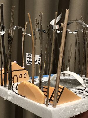 Архитектурная мастерская. Конструируем фантастическую модель катка из «Зимнего мастера» с помощью пенопласта, веток и палок