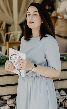Писатель на Самокате. Встреча с Ольгой Посух: научное стенд-ап шоу по книге «Микросупергерои. Самые невидимые»